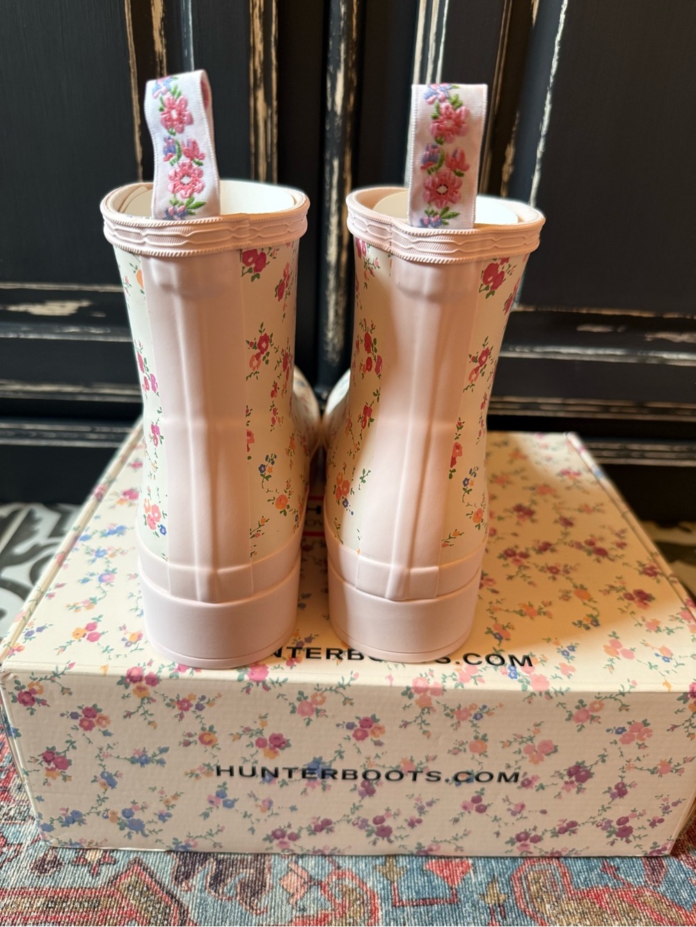 NWT and Box Hunter X LoveShackFancy Play Short Rain Boots/ Sunrise Patchwork - Picture 7 of 14